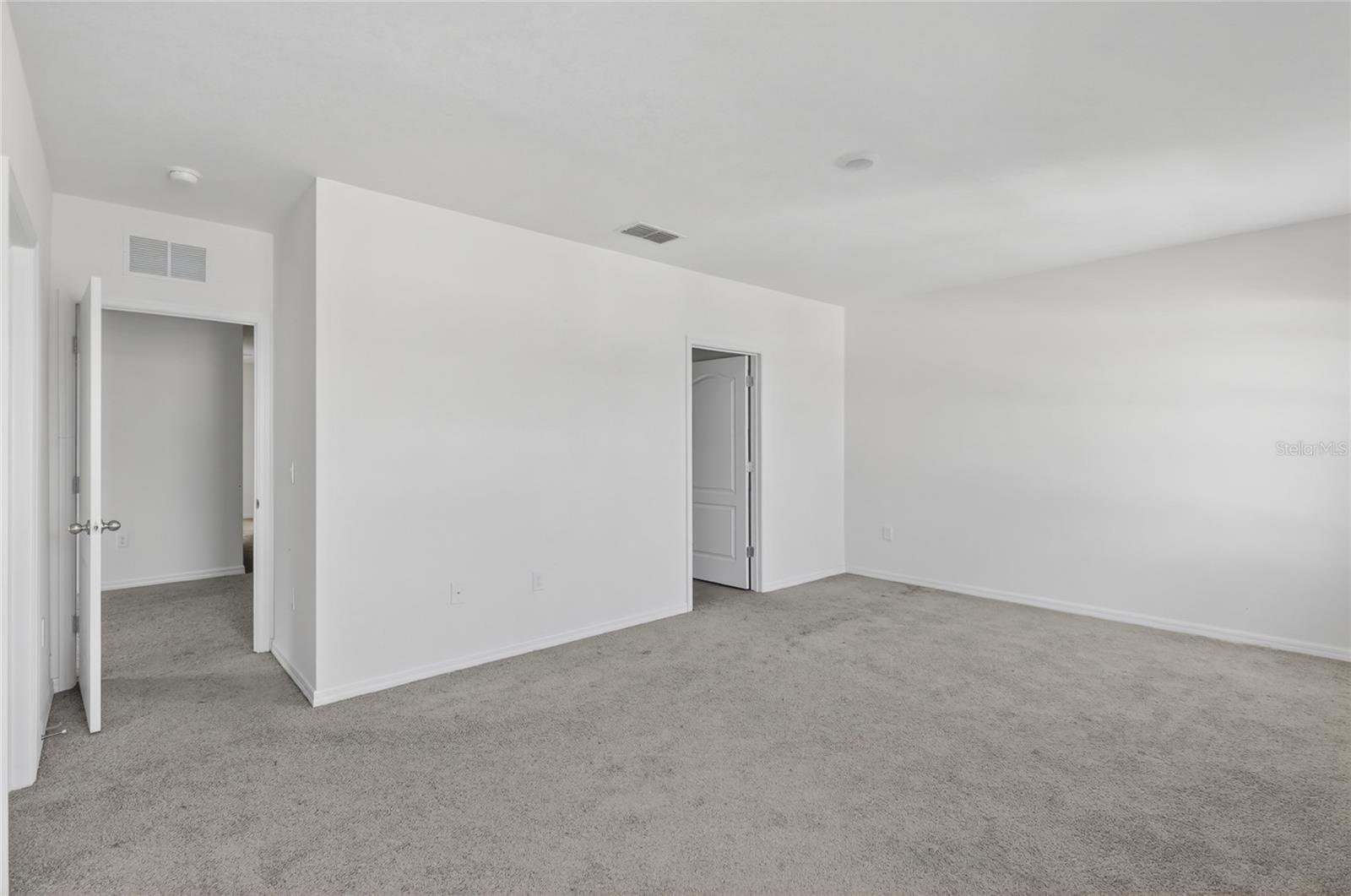 3365 COSTELLO CIR