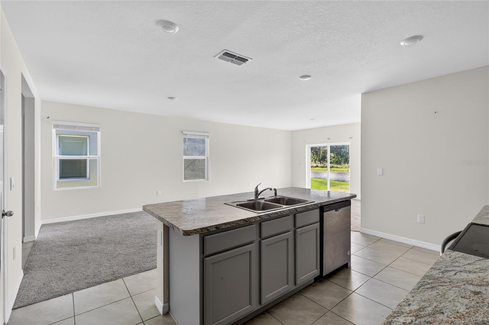 3365 COSTELLO CIR