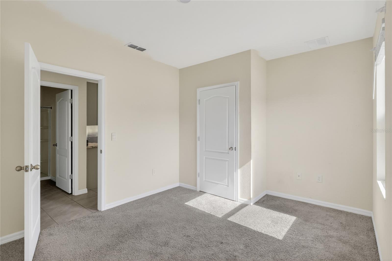 3365 COSTELLO CIR