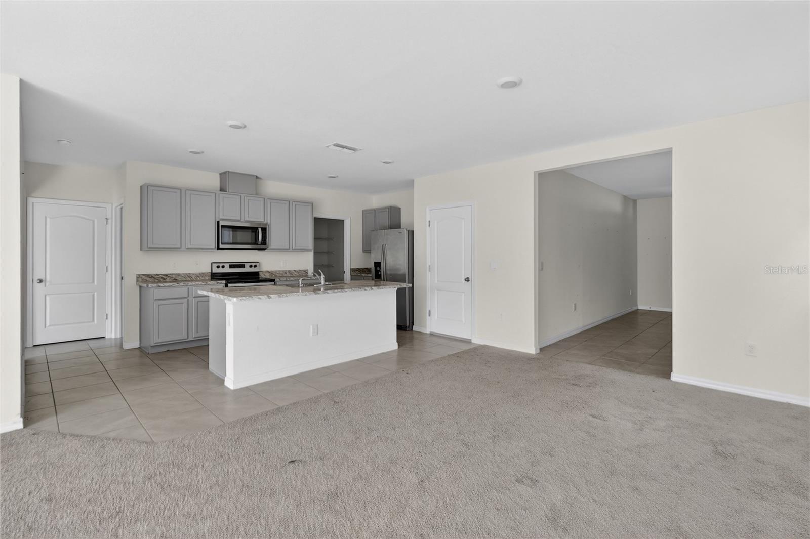 3365 COSTELLO CIR