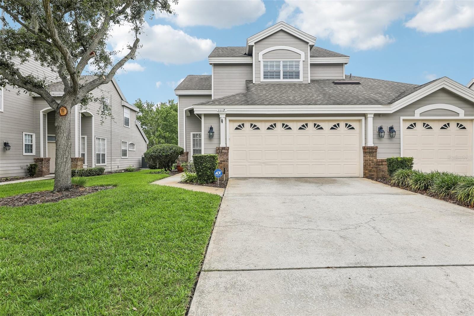 1117 STONEBROOKE LN