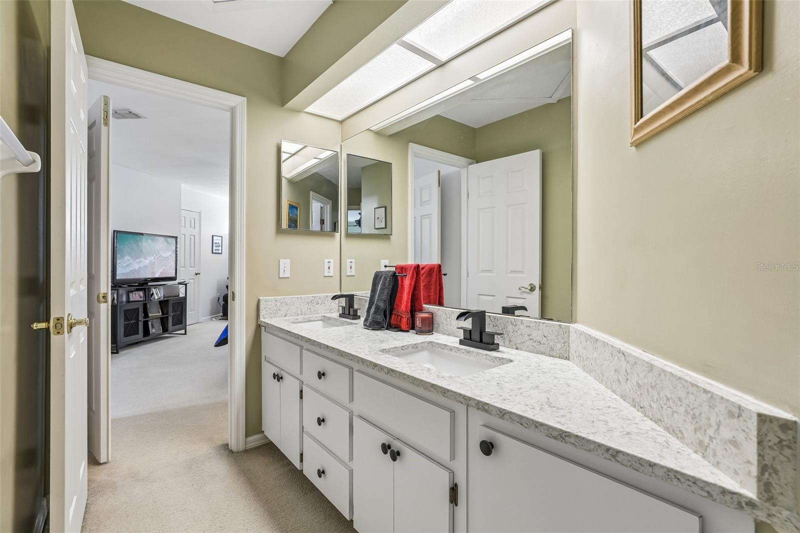 1117 STONEBROOKE LN