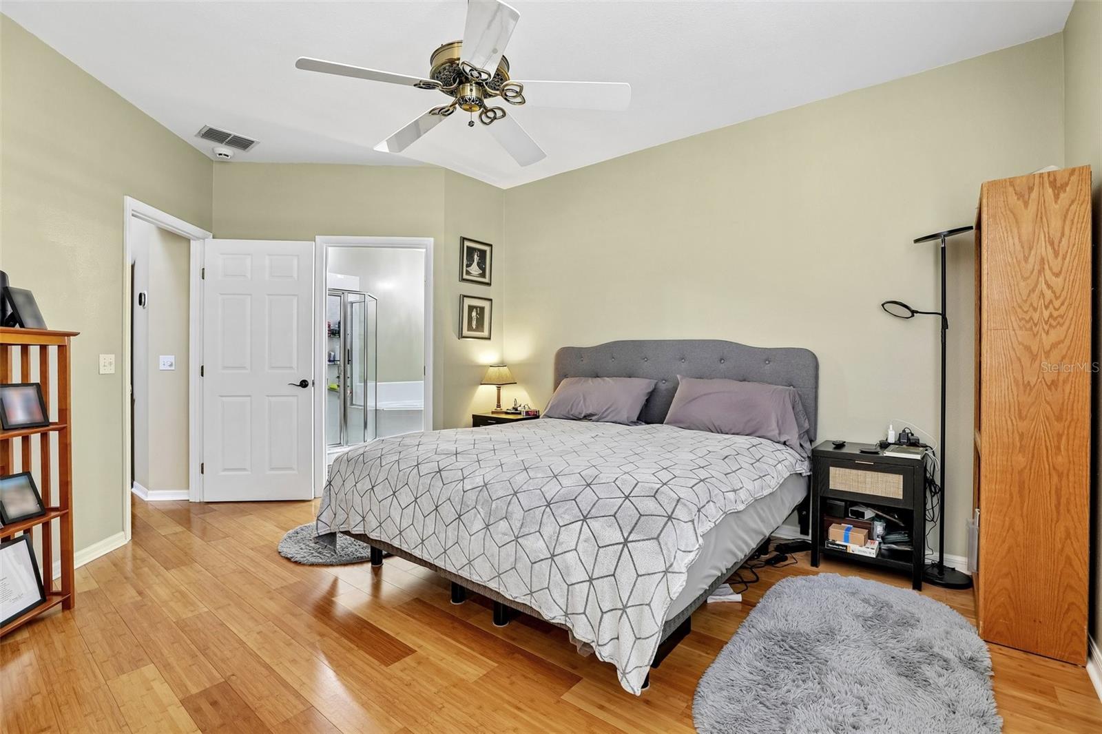 1117 STONEBROOKE LN