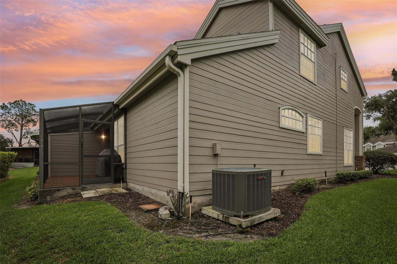 1117 STONEBROOKE LN