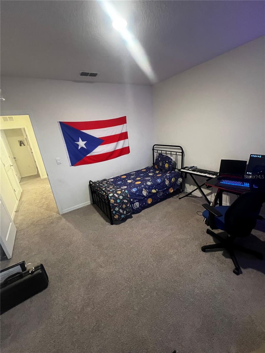 3906 RESTING ROBIN AVE