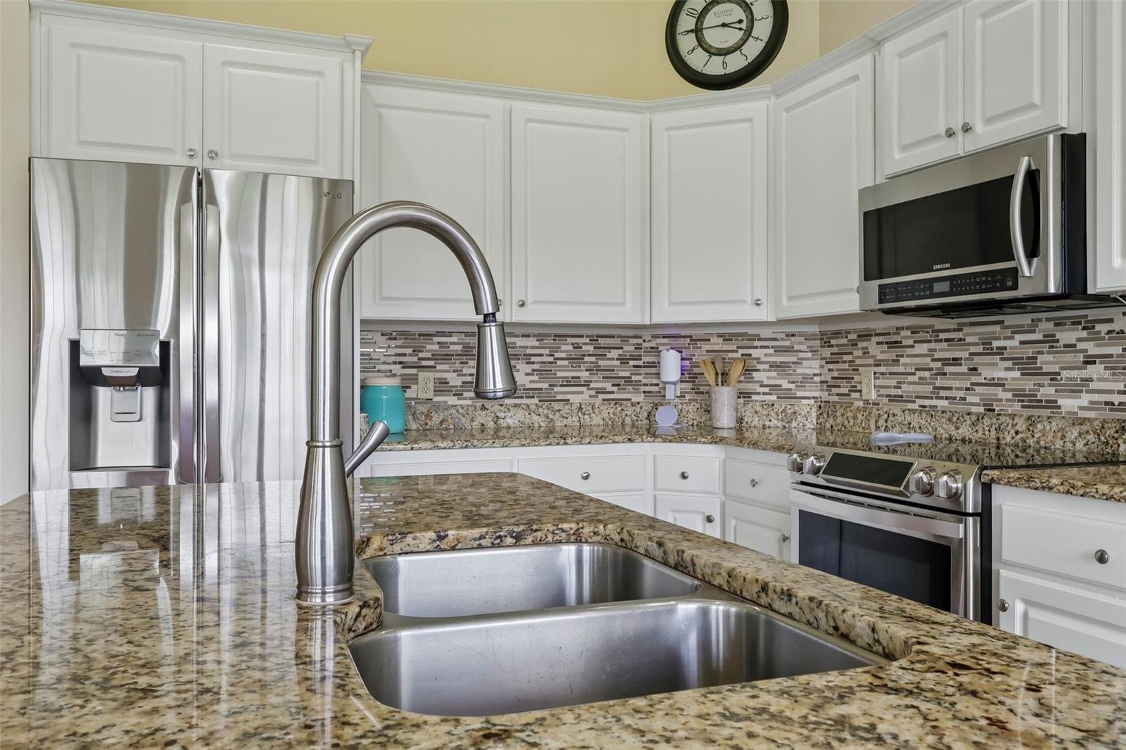 3050 SHOAL CREEK VILLAGE DR