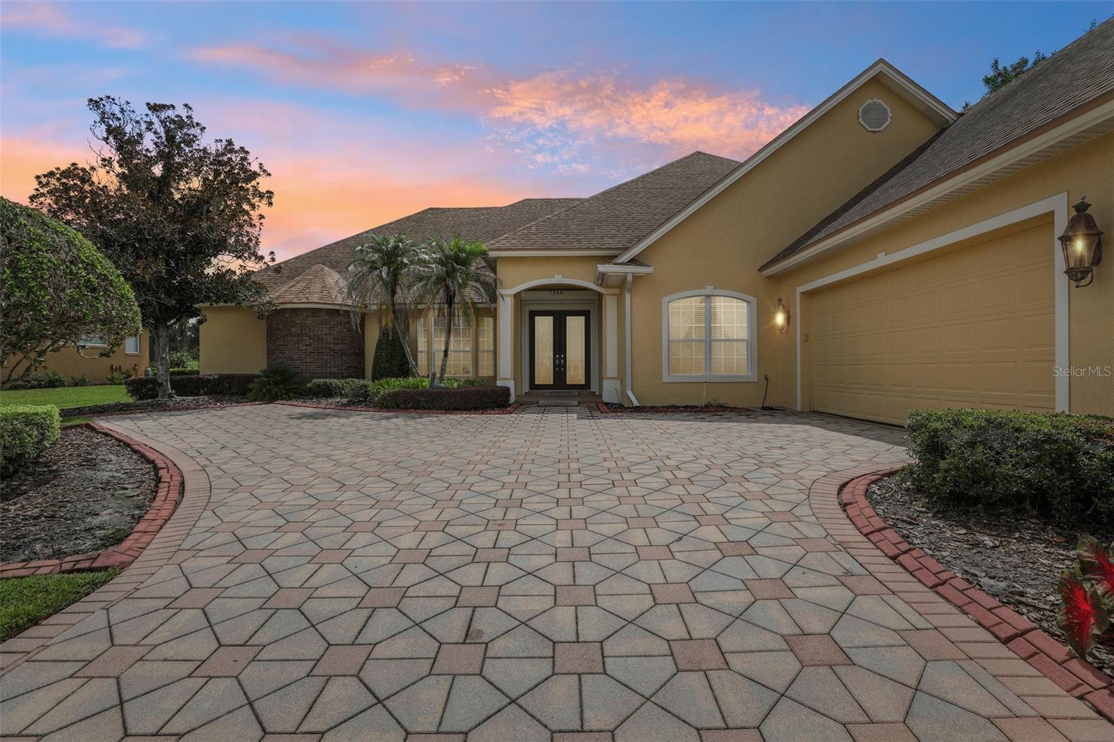 7360 REFLECTIONS LAKE DR