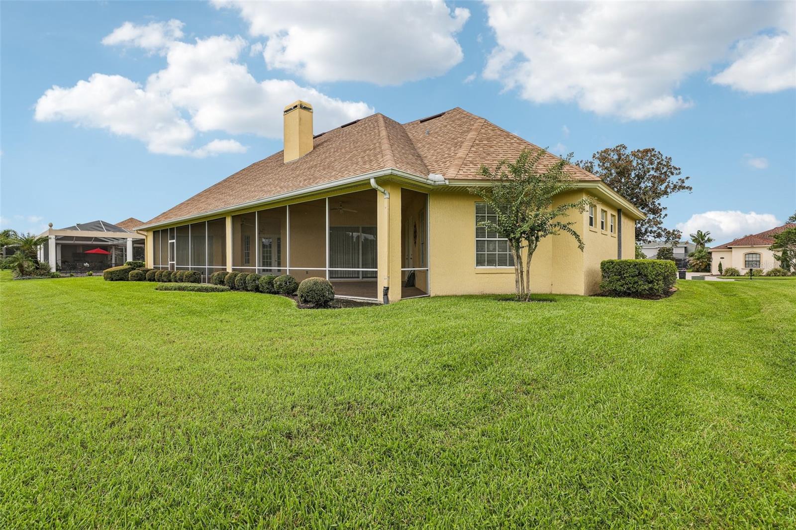 7360 REFLECTIONS LAKE DR