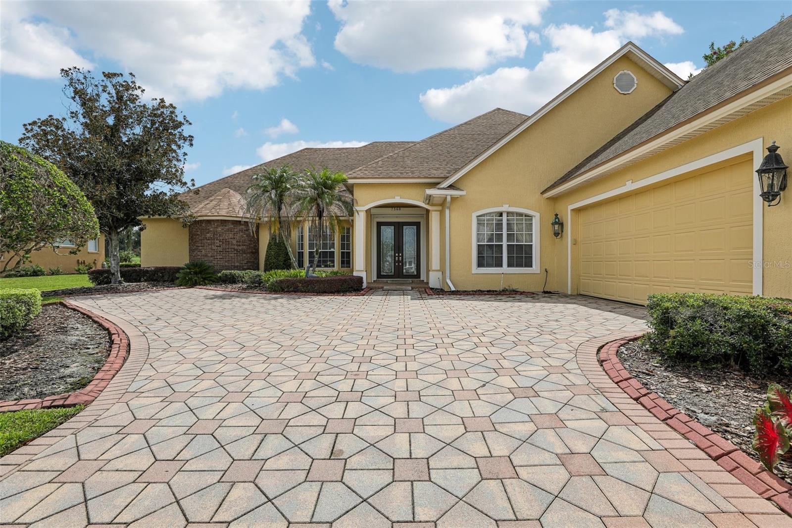7360 REFLECTIONS LAKE DR