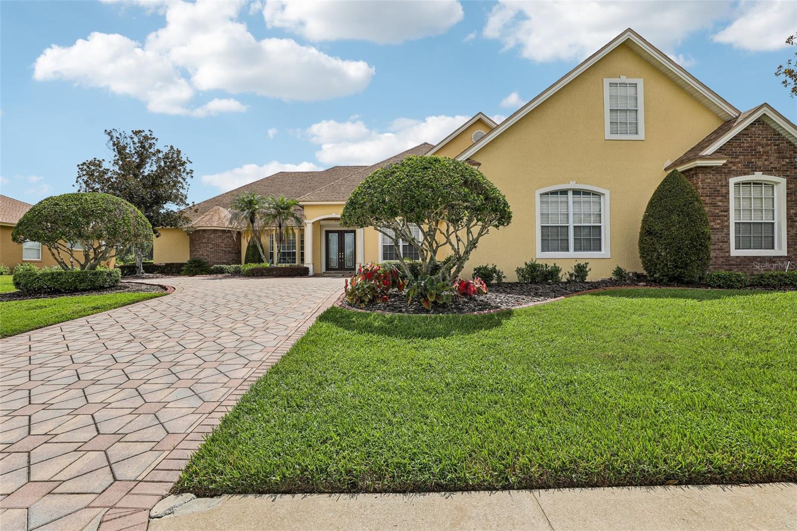 7360 REFLECTIONS LAKE DR