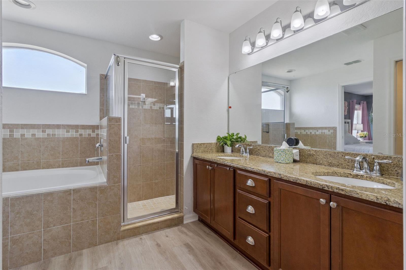 3729 FIELDSTONE CIR