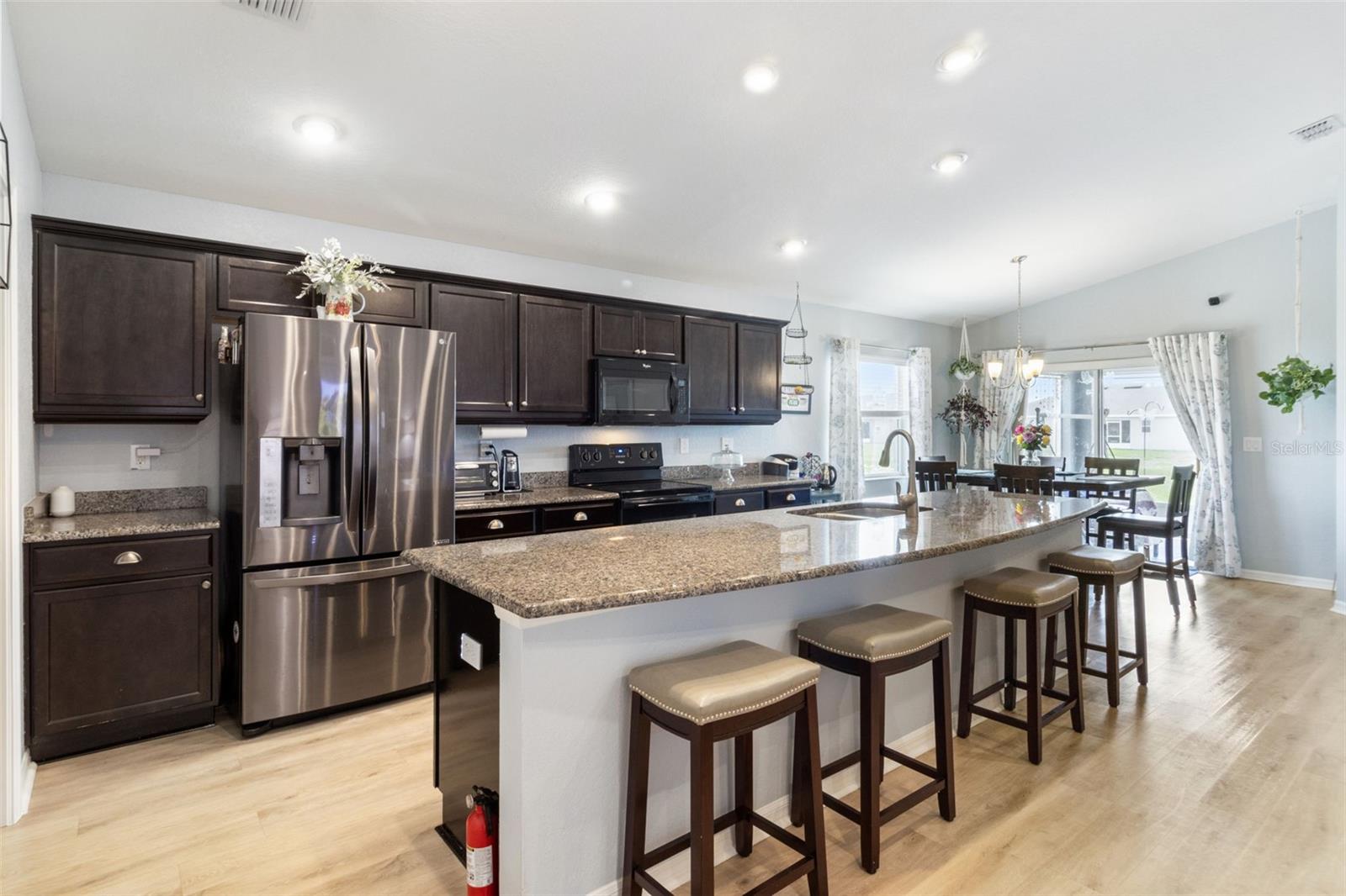 3729 FIELDSTONE CIR
