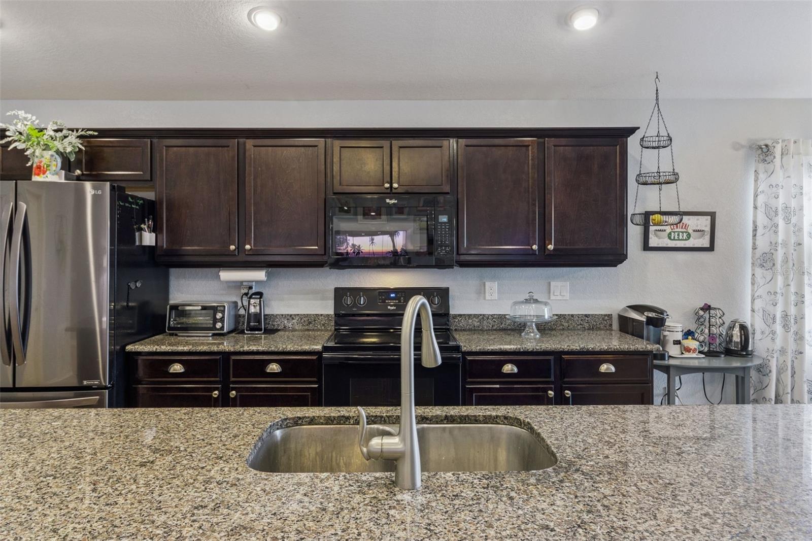 3729 FIELDSTONE CIR