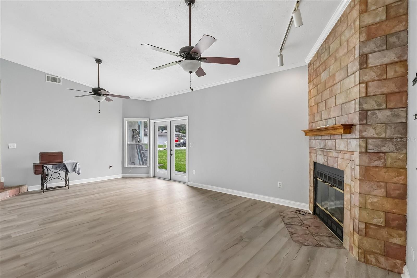 117 HOMEWOOD DR