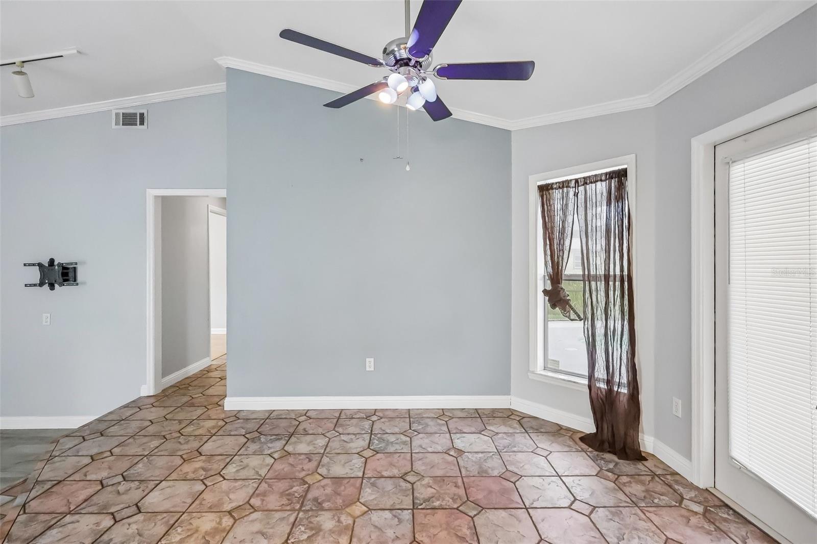 117 HOMEWOOD DR
