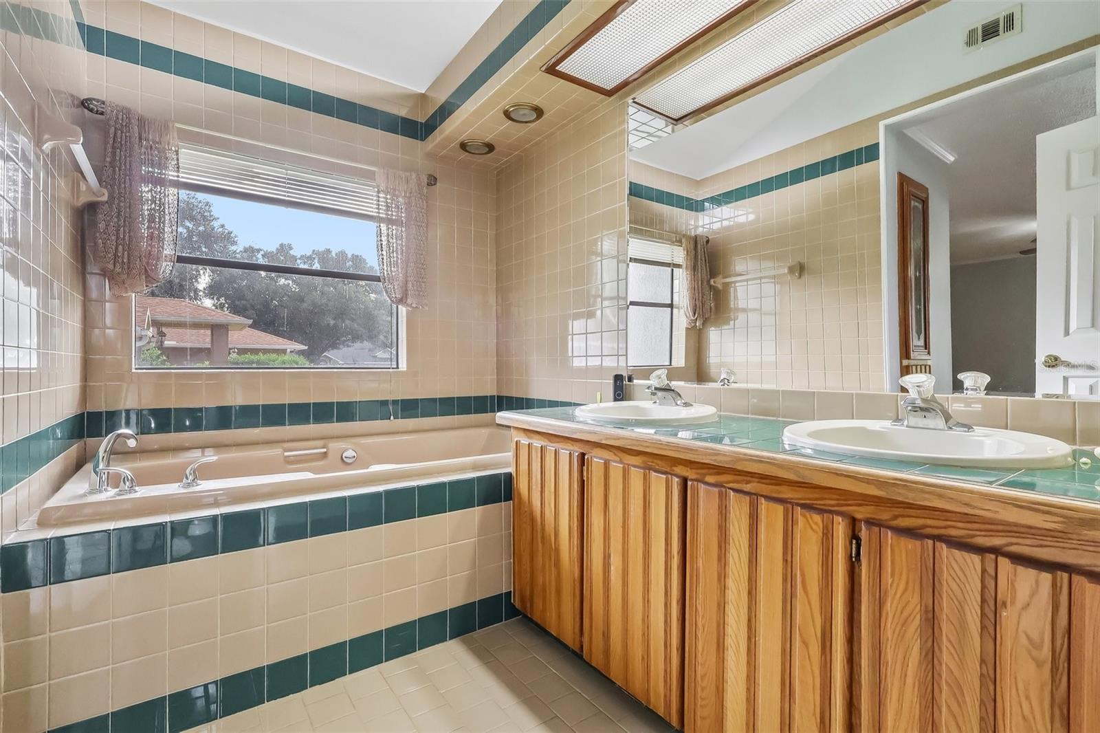 117 HOMEWOOD DR