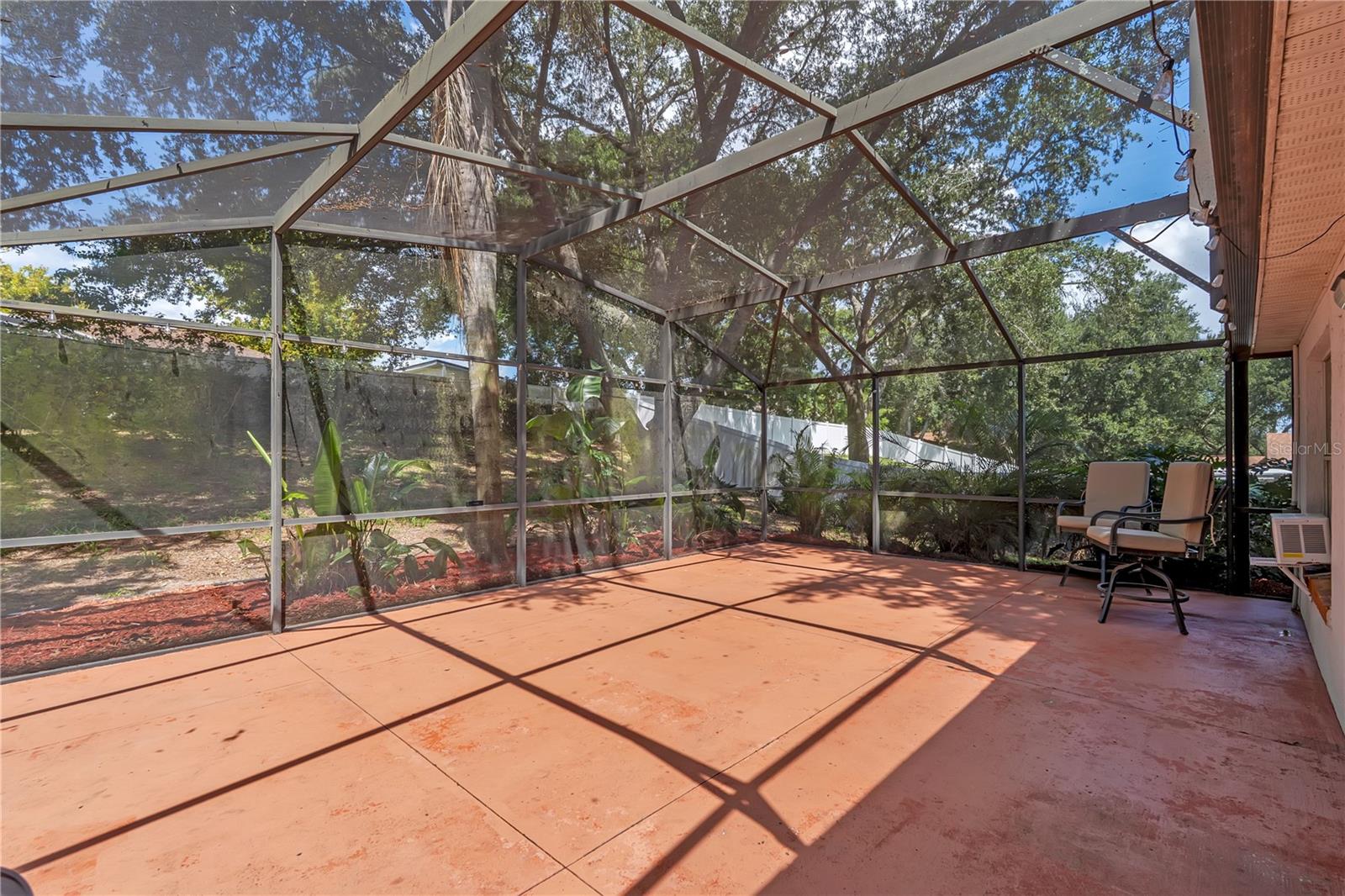 836 ELM FOREST DR