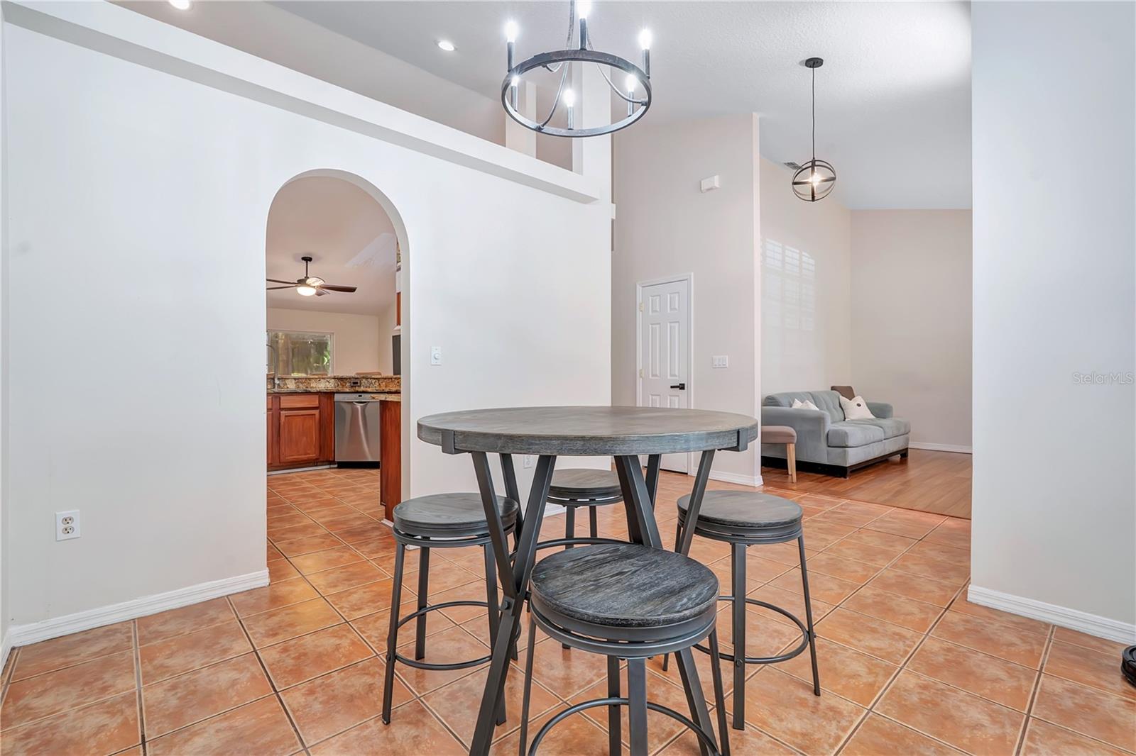 836 ELM FOREST DR