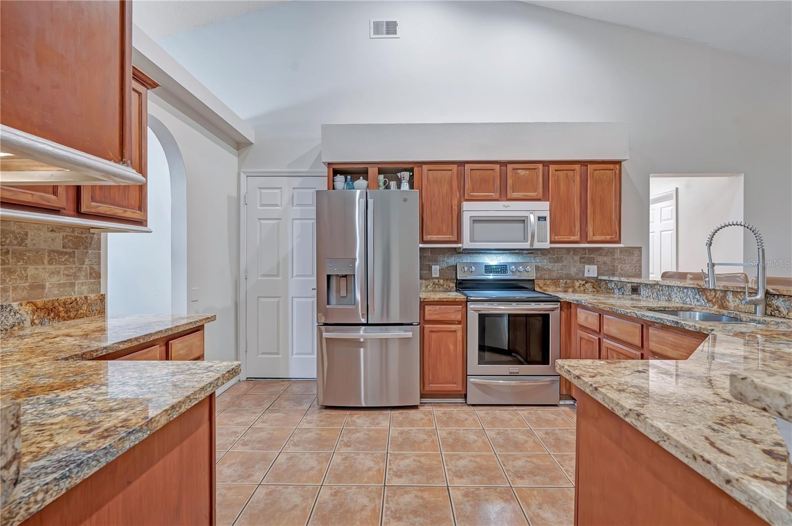 836 ELM FOREST DR