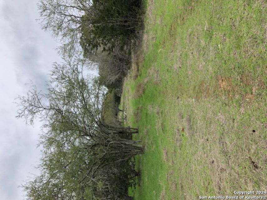 8205 WEGNER RD