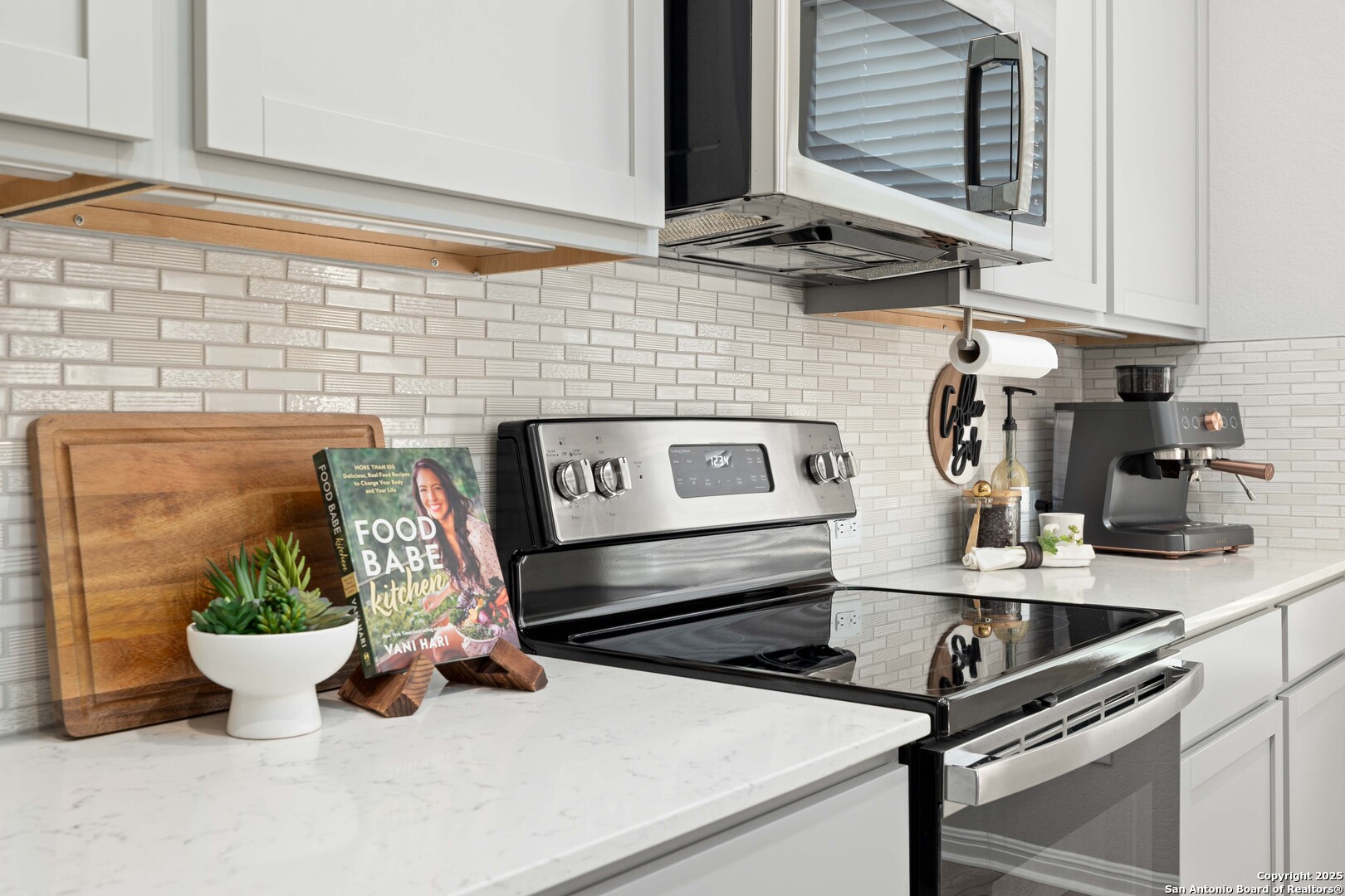 1020 Vista View 2301