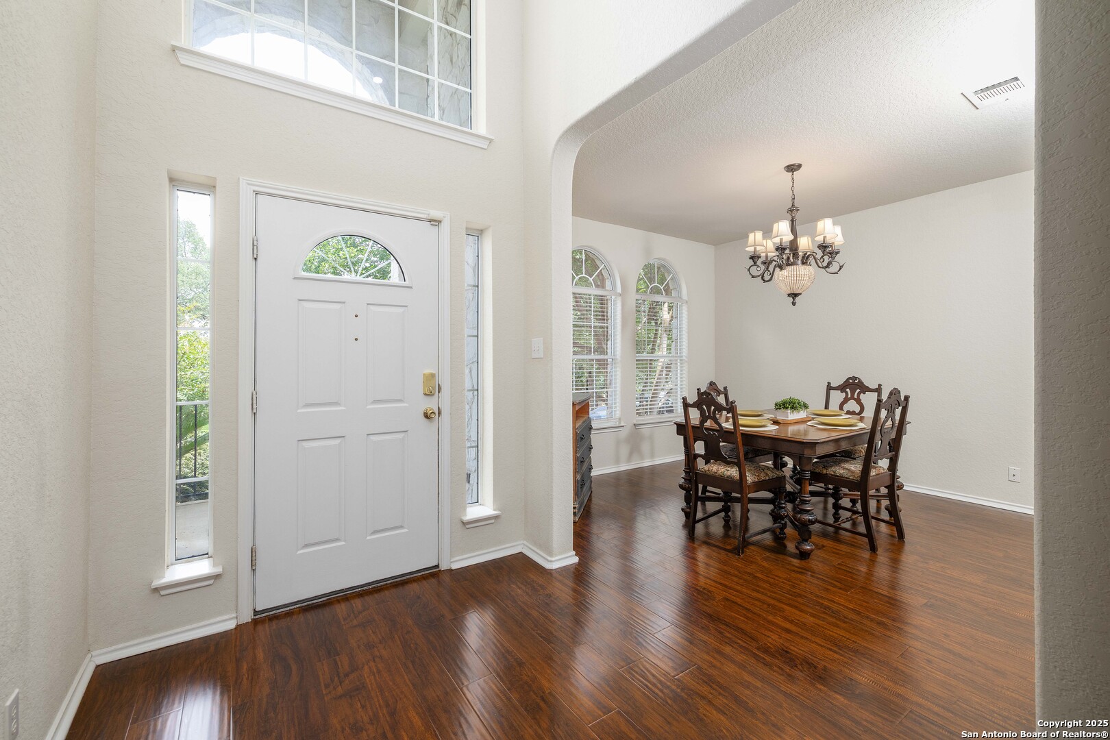 729 San Gabriel