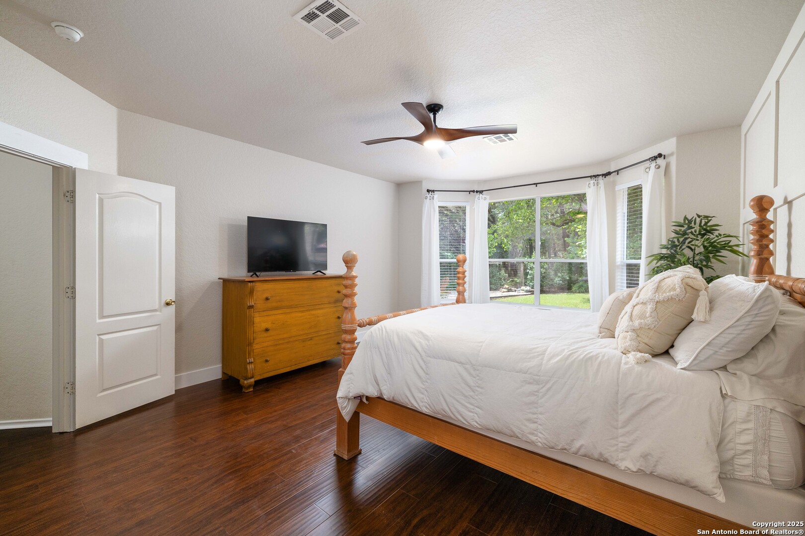 729 San Gabriel