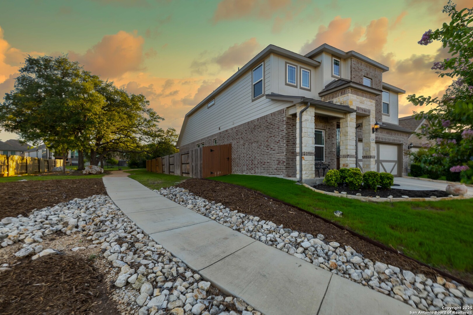 1239 Loma Ranch