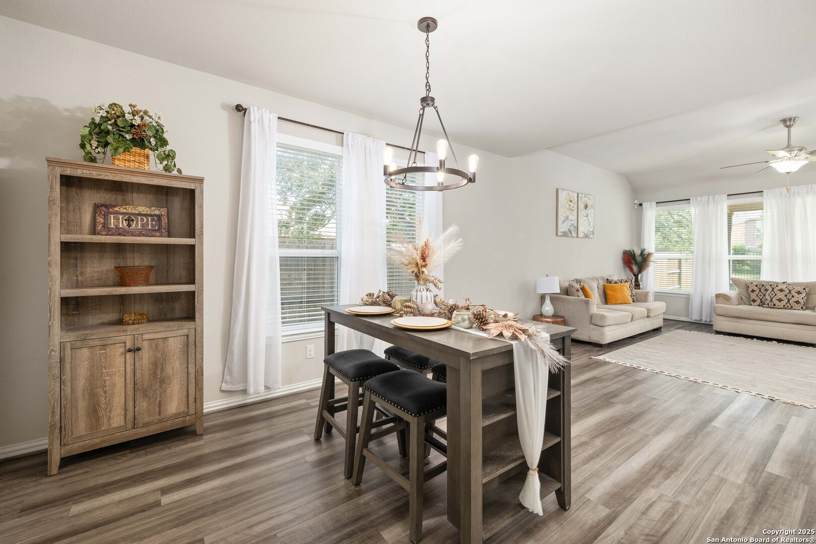 1239 Loma Ranch