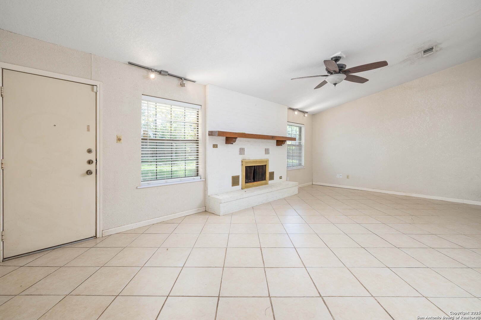 953 Lazy Trail