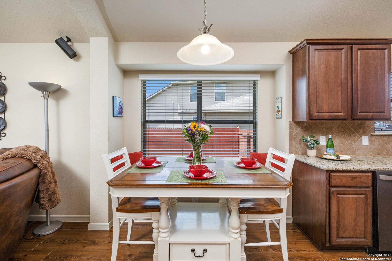 2471 Feather Lane