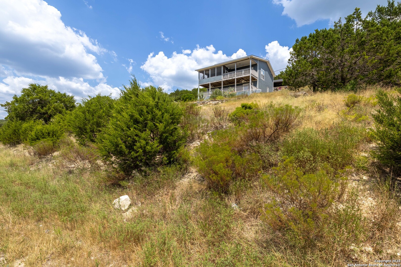 667 Rock Castle