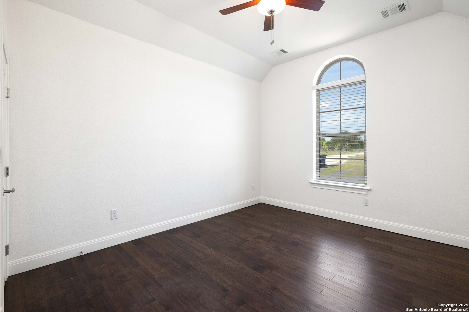 212 Ferryboat Lane