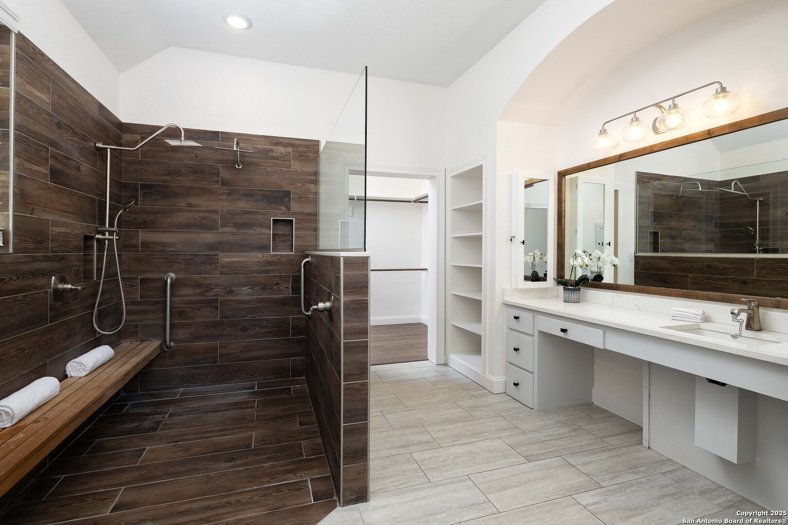 212 Ferryboat Lane