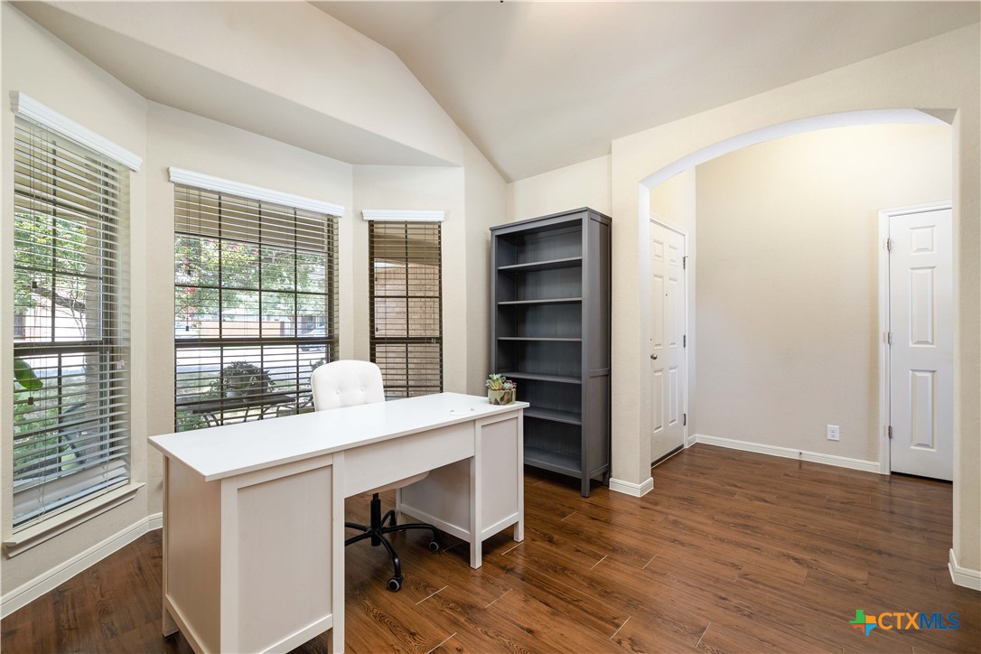 2471 Feather Lane