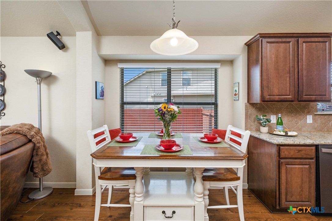 2471 Feather Lane