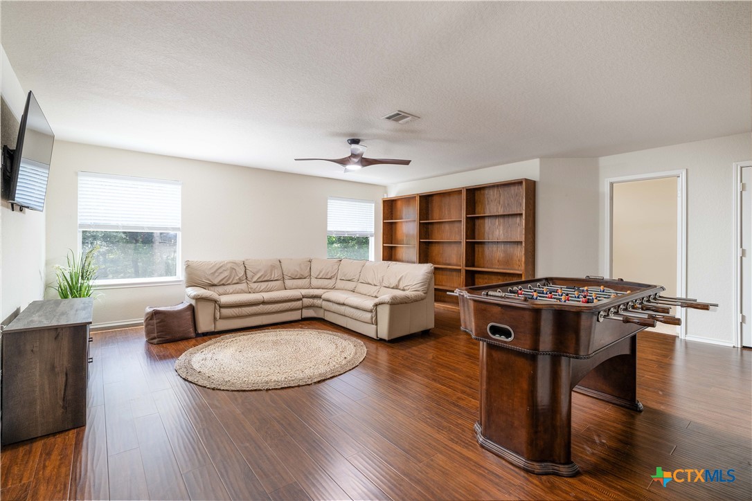 729 San Gabriel Loop