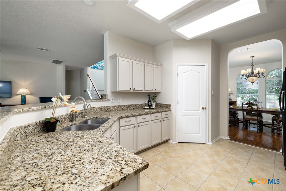 729 San Gabriel Loop