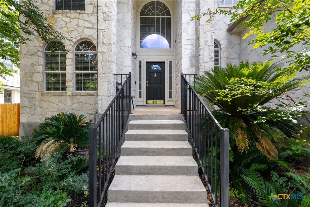729 San Gabriel Loop