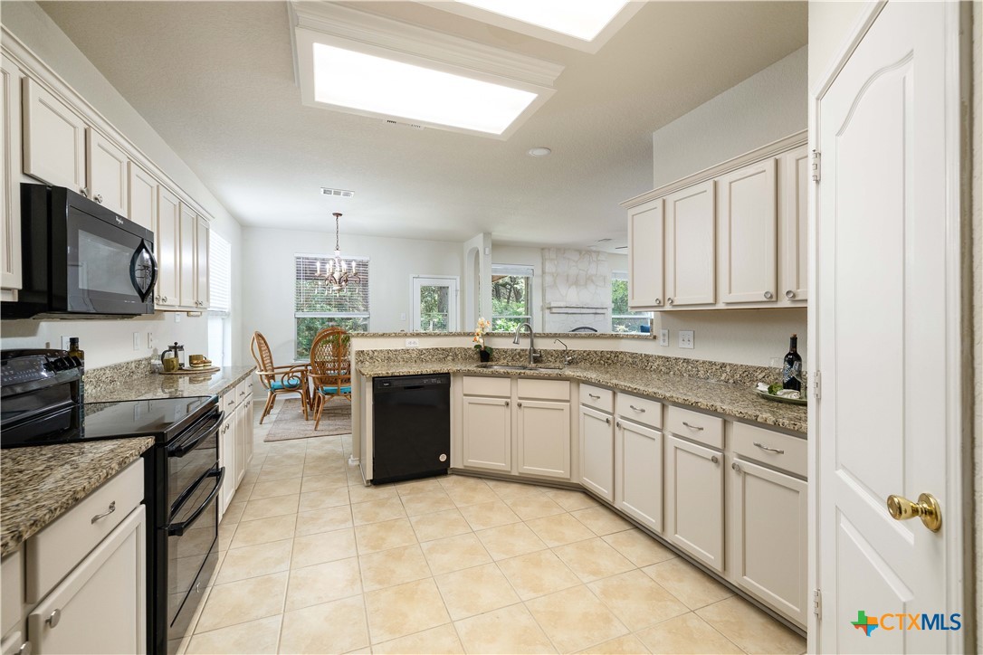 729 San Gabriel Loop