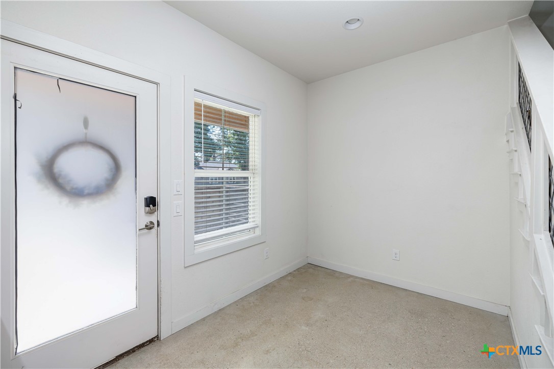 1124 Katy Street