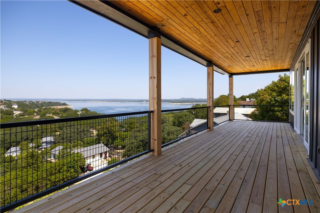 1123 Ledge Path
