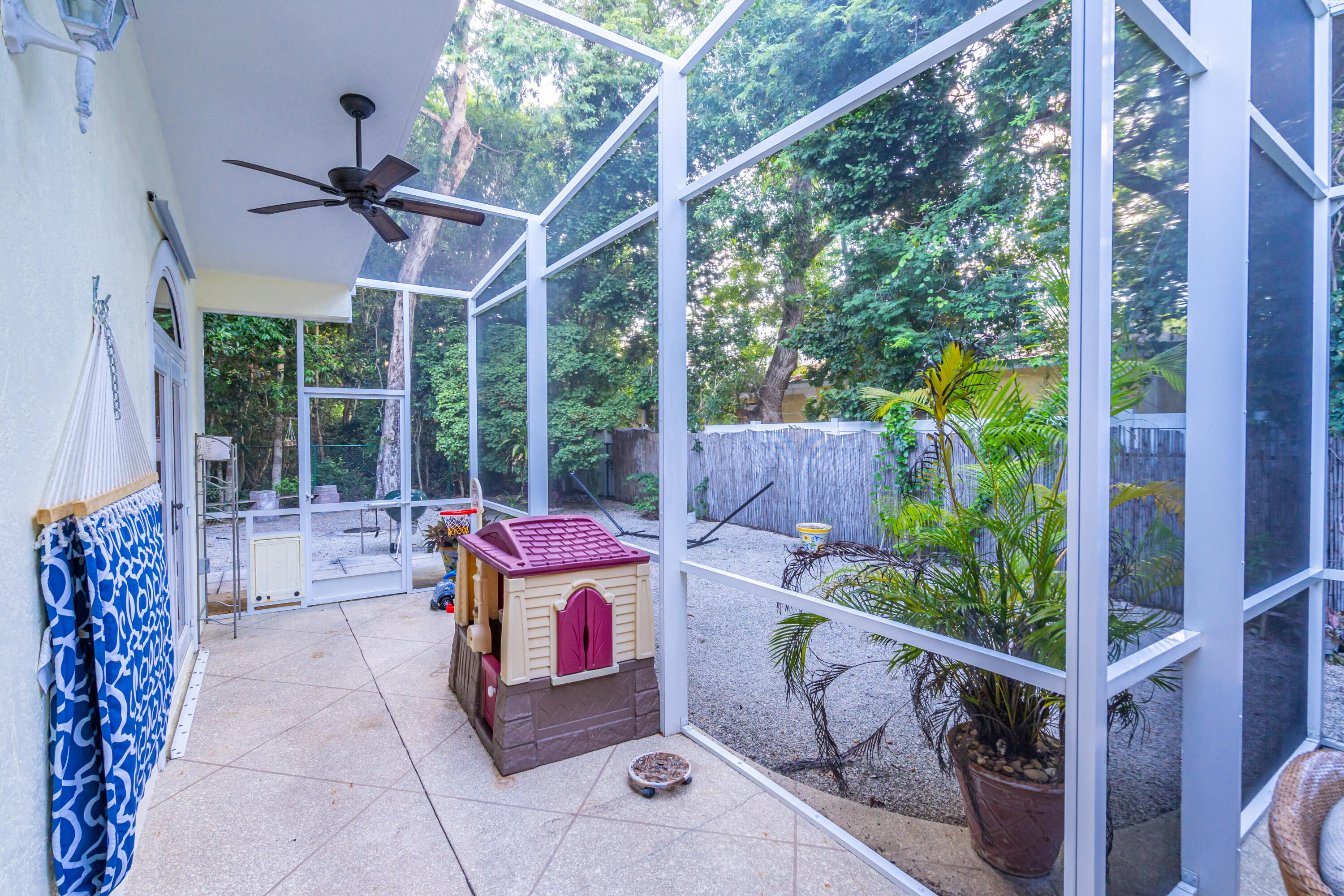 469 Barracuda Boulevard