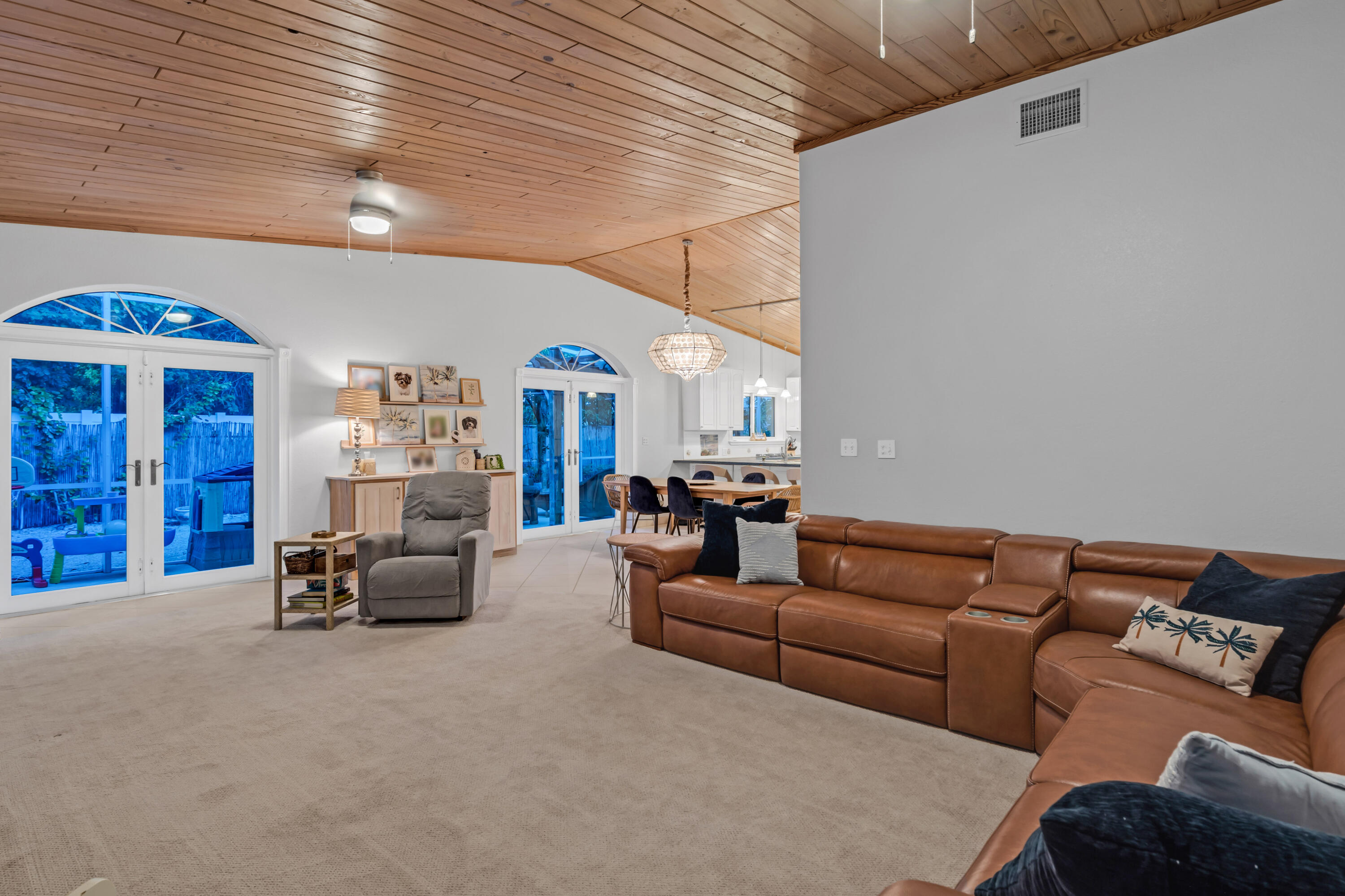 469 Barracuda Boulevard