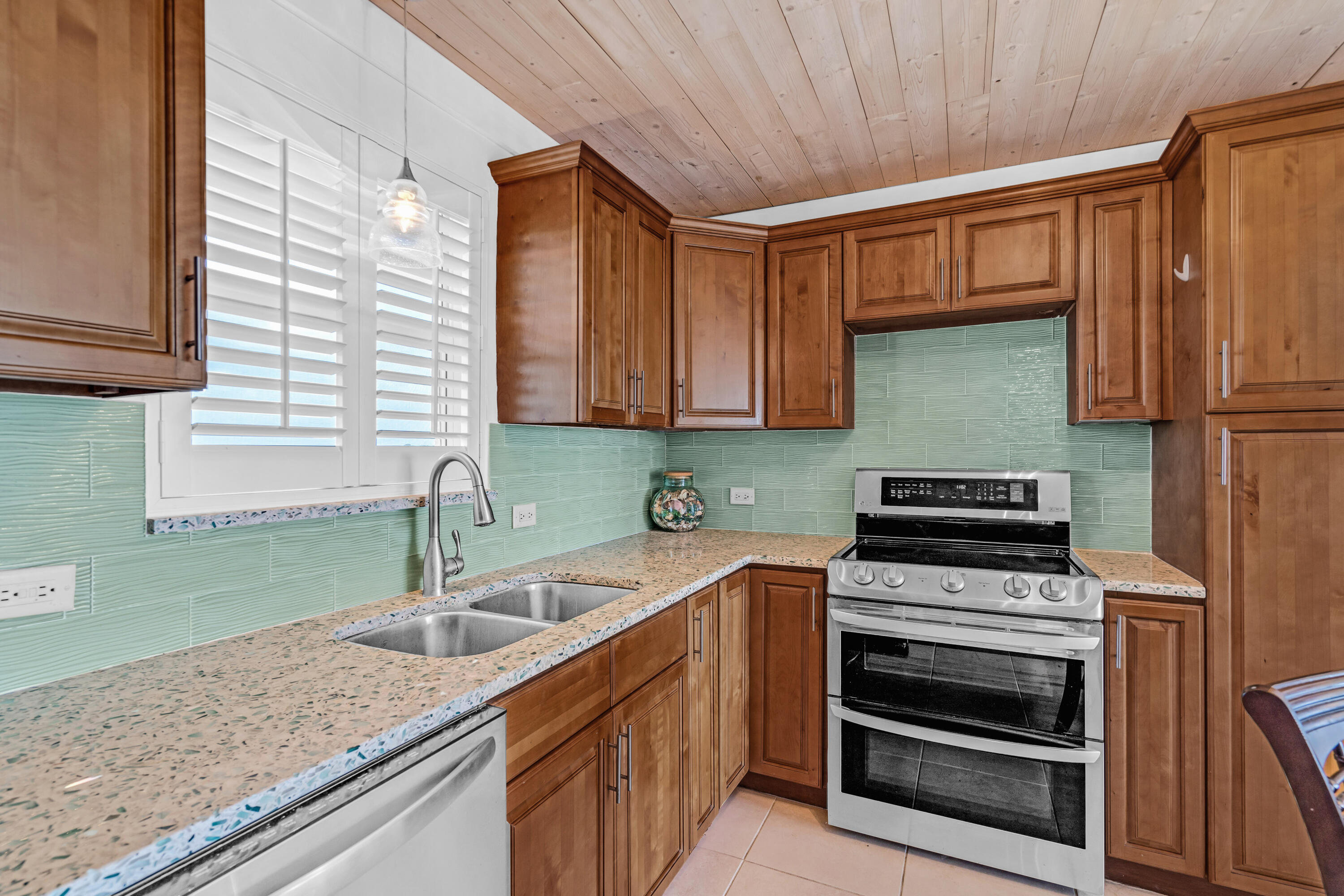 200 Wrenn Street Unit: 502