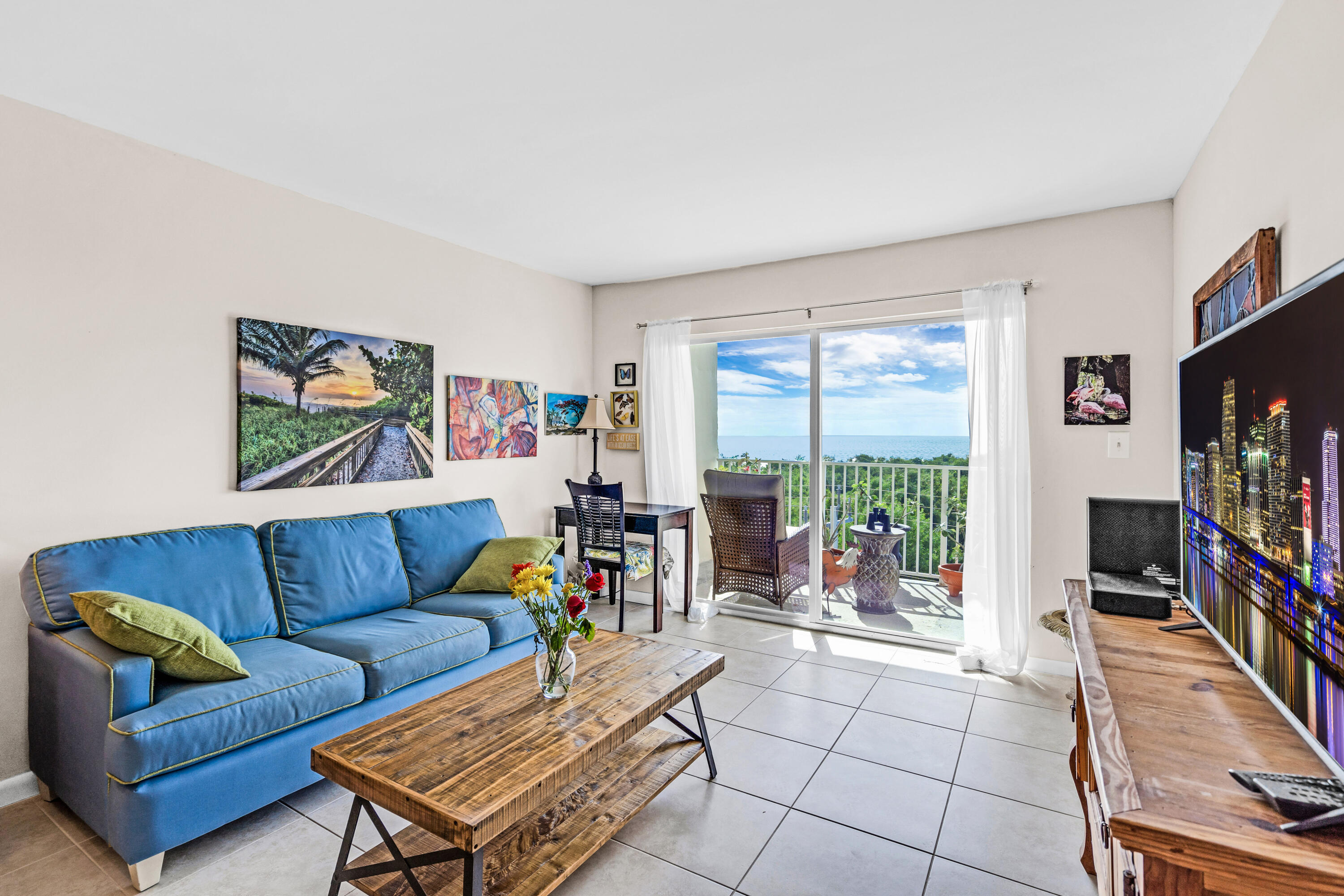 200 Wrenn Street Unit: 502