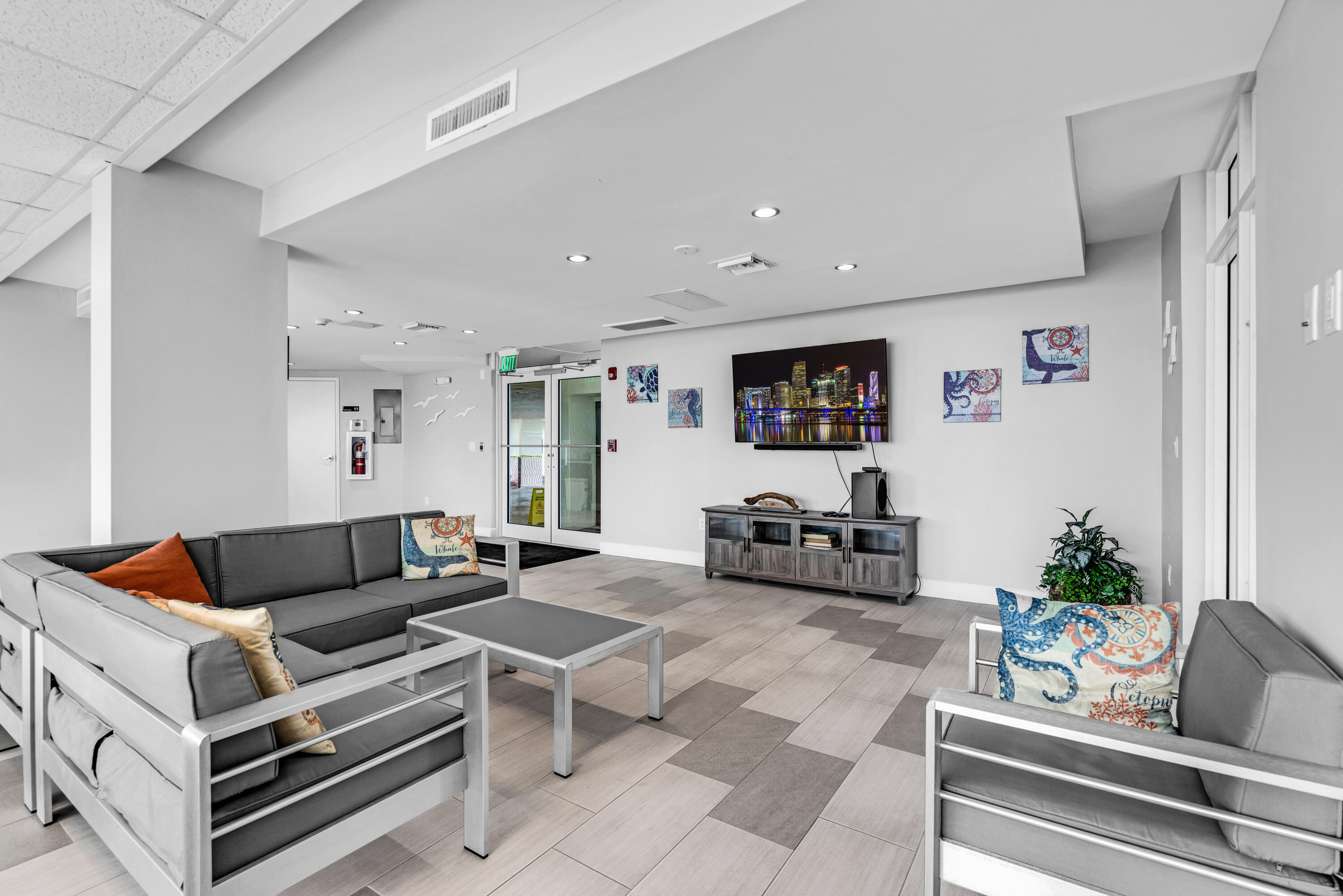 200 Wrenn Street Unit: 502