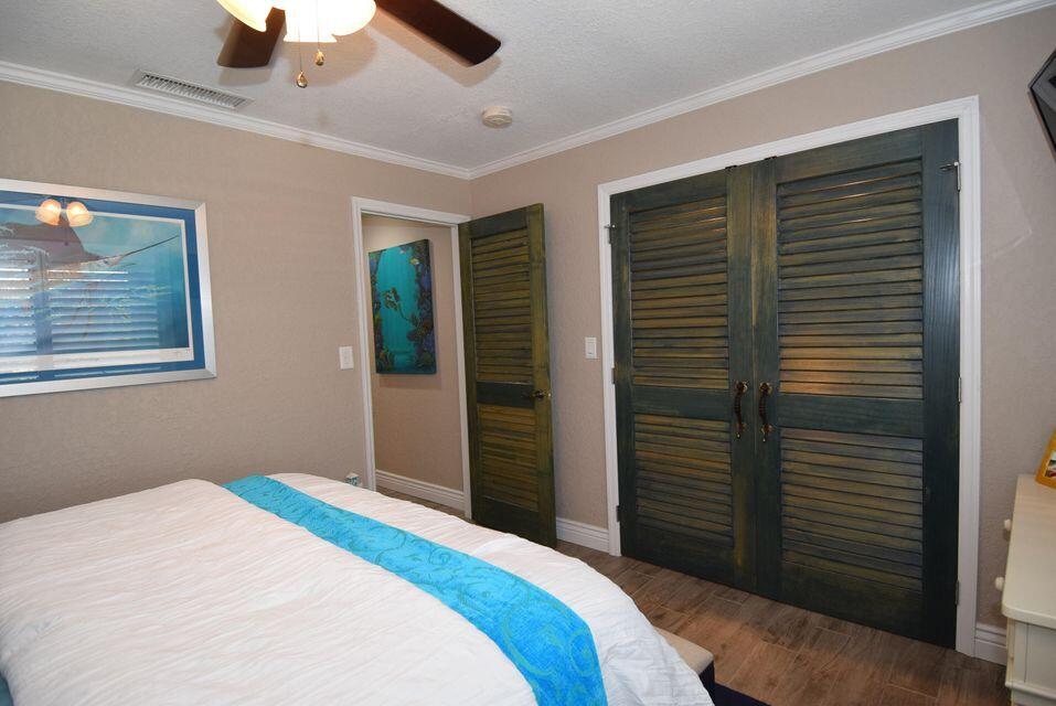 97652 Overseas Highway Unit: M11