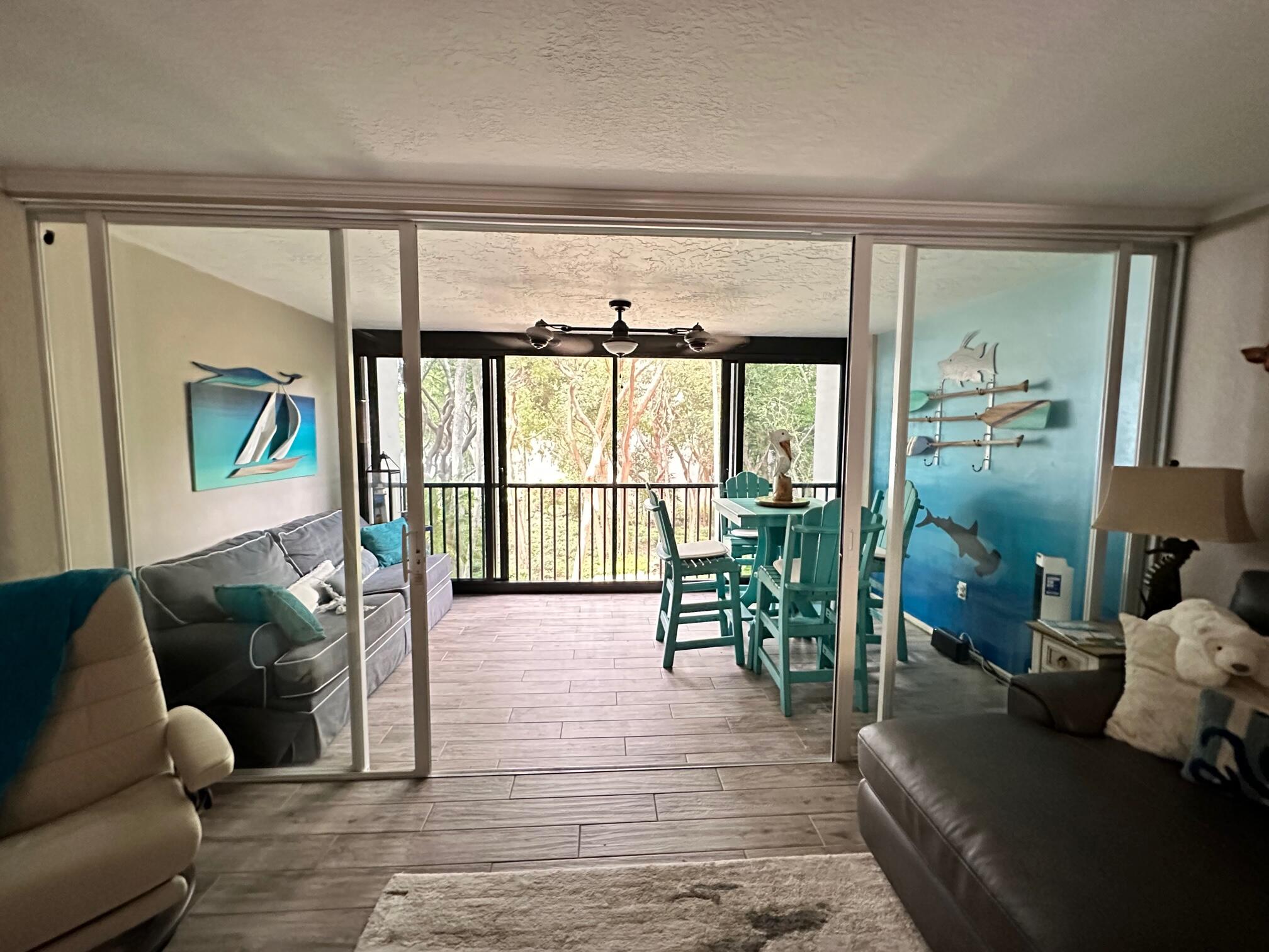 97652 Overseas Highway Unit: M11