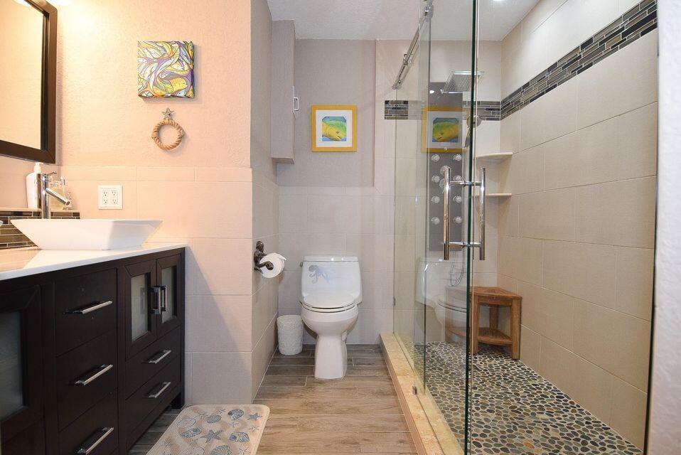 97652 Overseas Highway Unit: M11